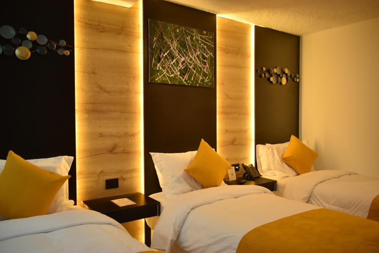Hotel Vaway كوينكا المظهر الخارجي الصورة