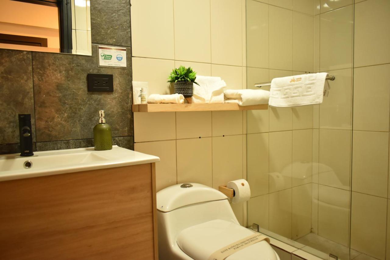 Hotel Vaway كوينكا المظهر الخارجي الصورة