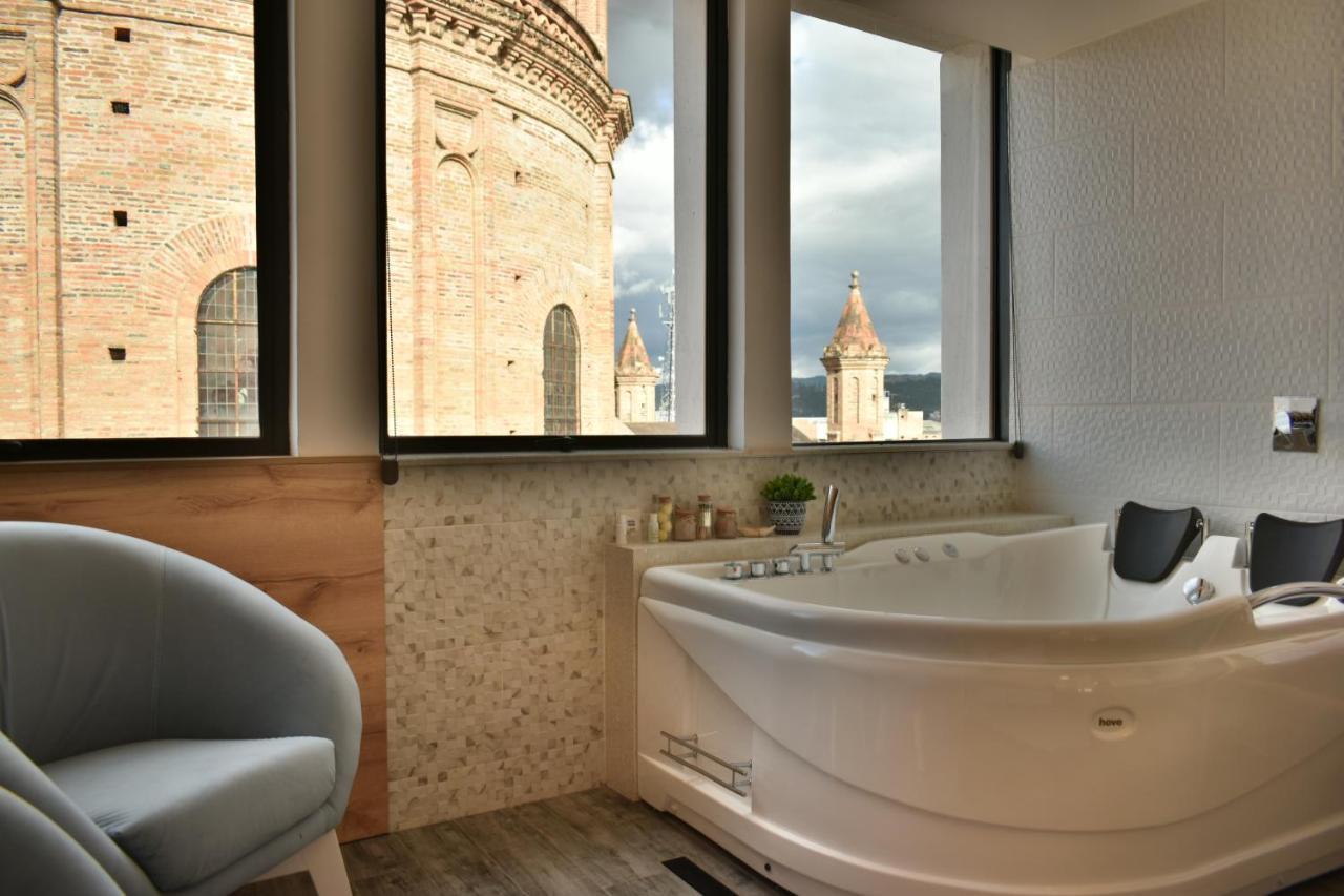 Hotel Vaway كوينكا المظهر الخارجي الصورة
