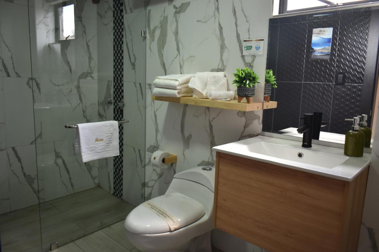 Hotel Vaway كوينكا المظهر الخارجي الصورة