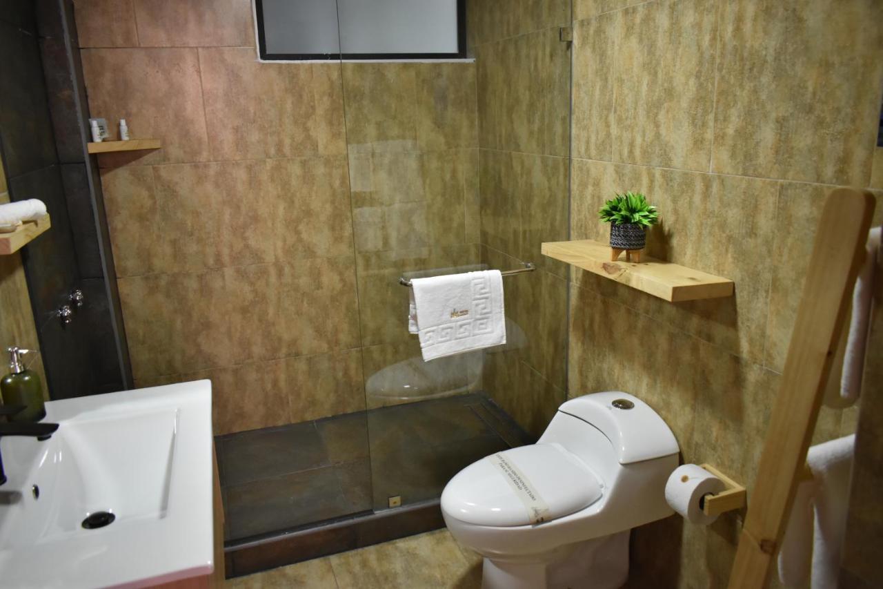 Hotel Vaway كوينكا المظهر الخارجي الصورة