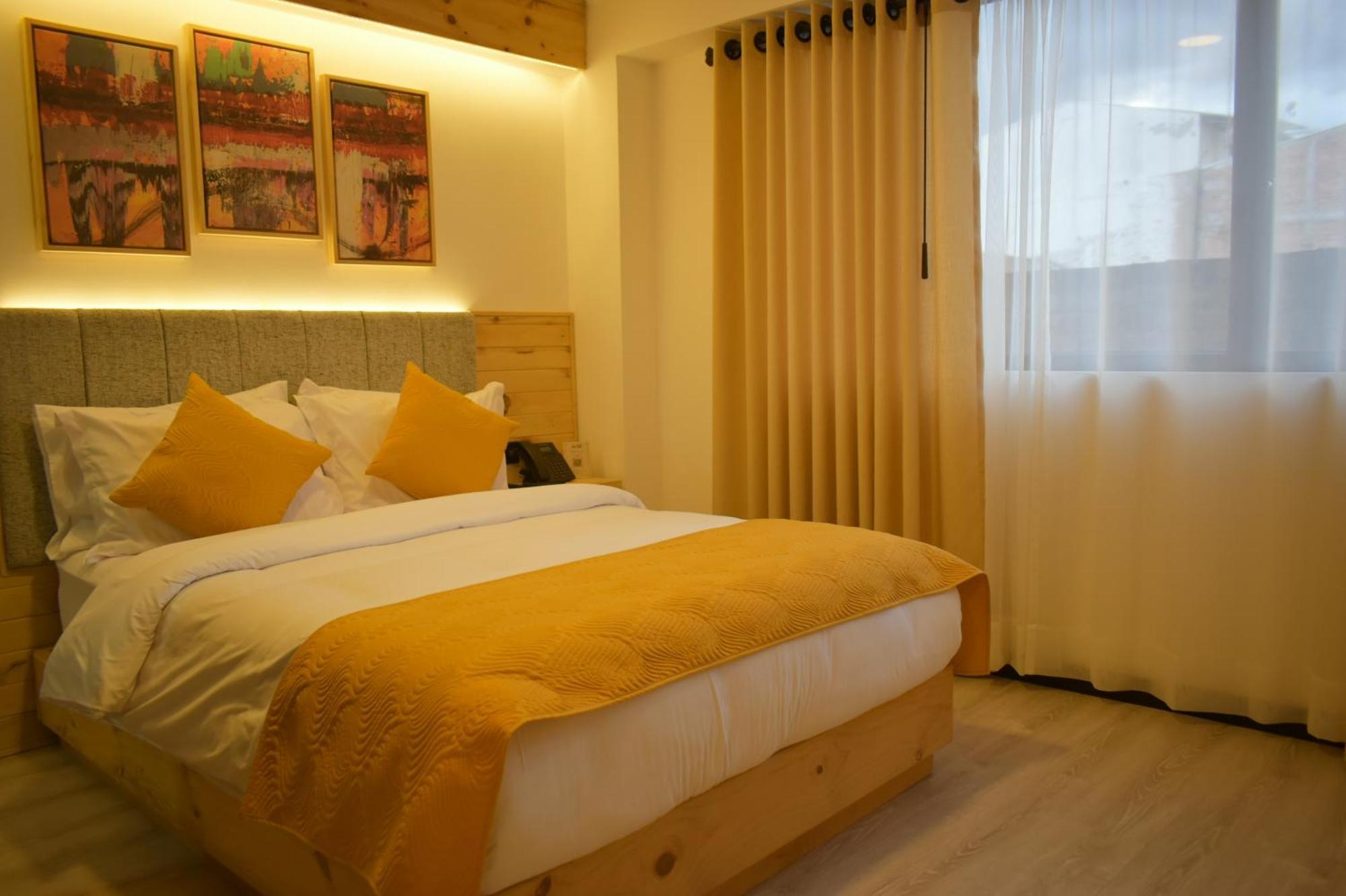 Hotel Vaway كوينكا المظهر الخارجي الصورة