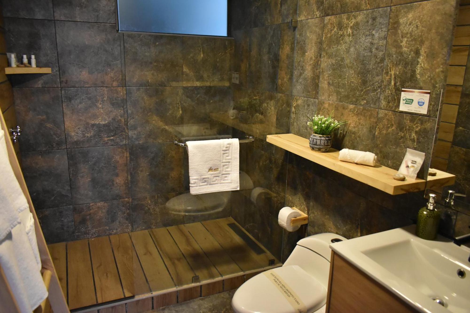 Hotel Vaway كوينكا المظهر الخارجي الصورة
