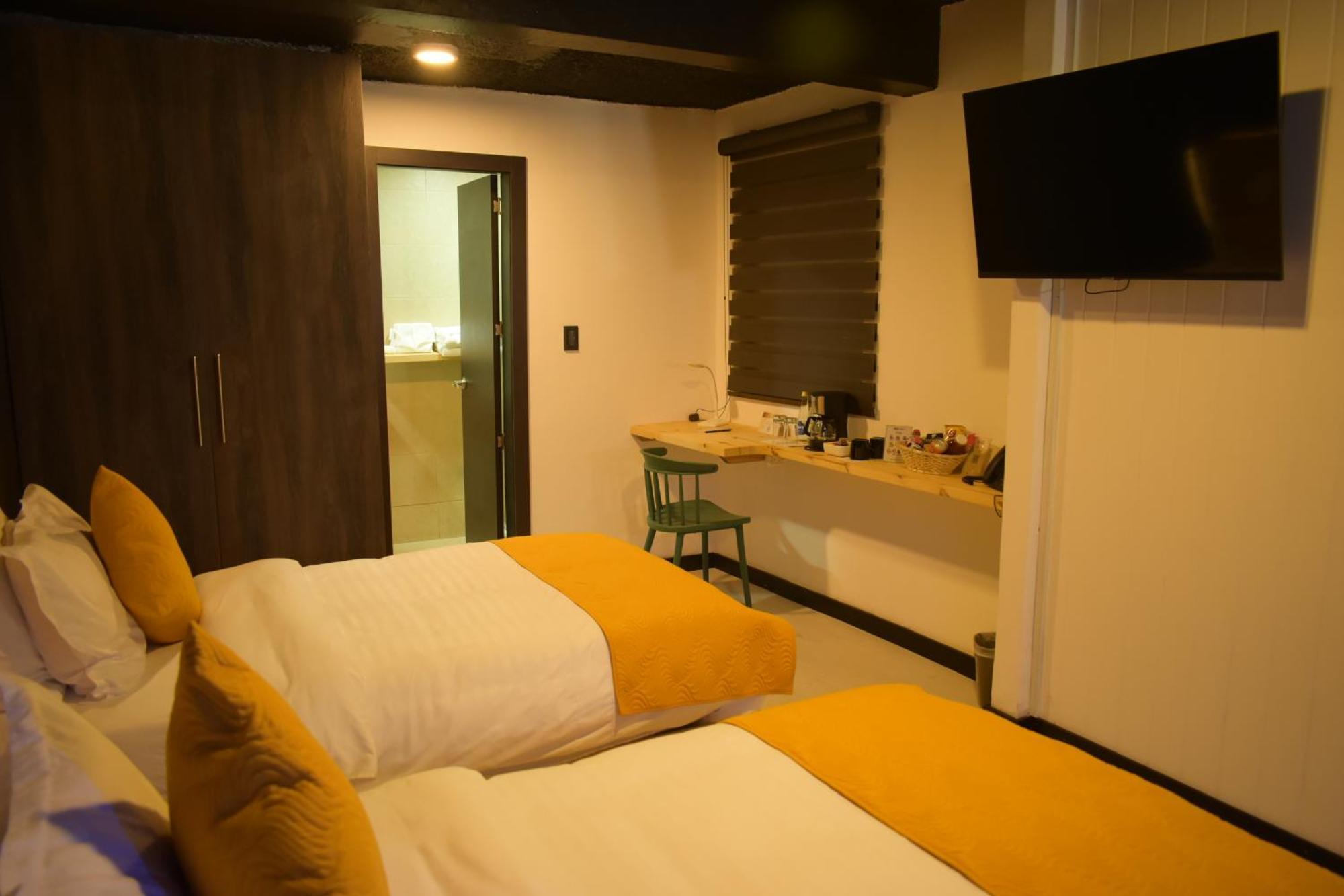 Hotel Vaway كوينكا المظهر الخارجي الصورة